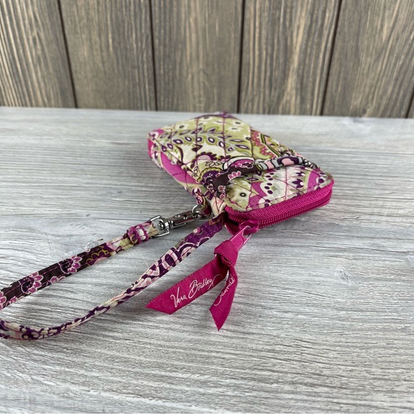 Vera Bradley Retired Very Berry Paisley Wristlet ID Wallet - Picture 9 of 16